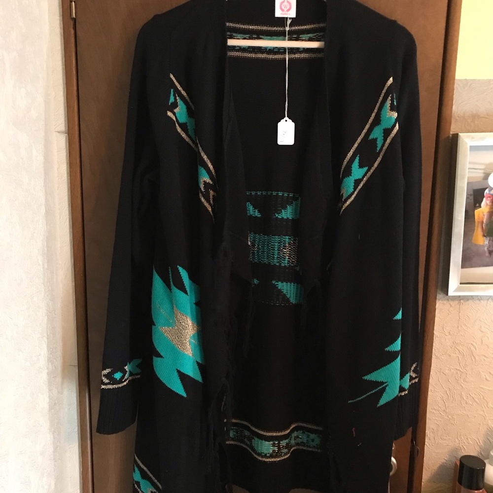 Women’s Wanna B Black Aztec Cardigan size L XL